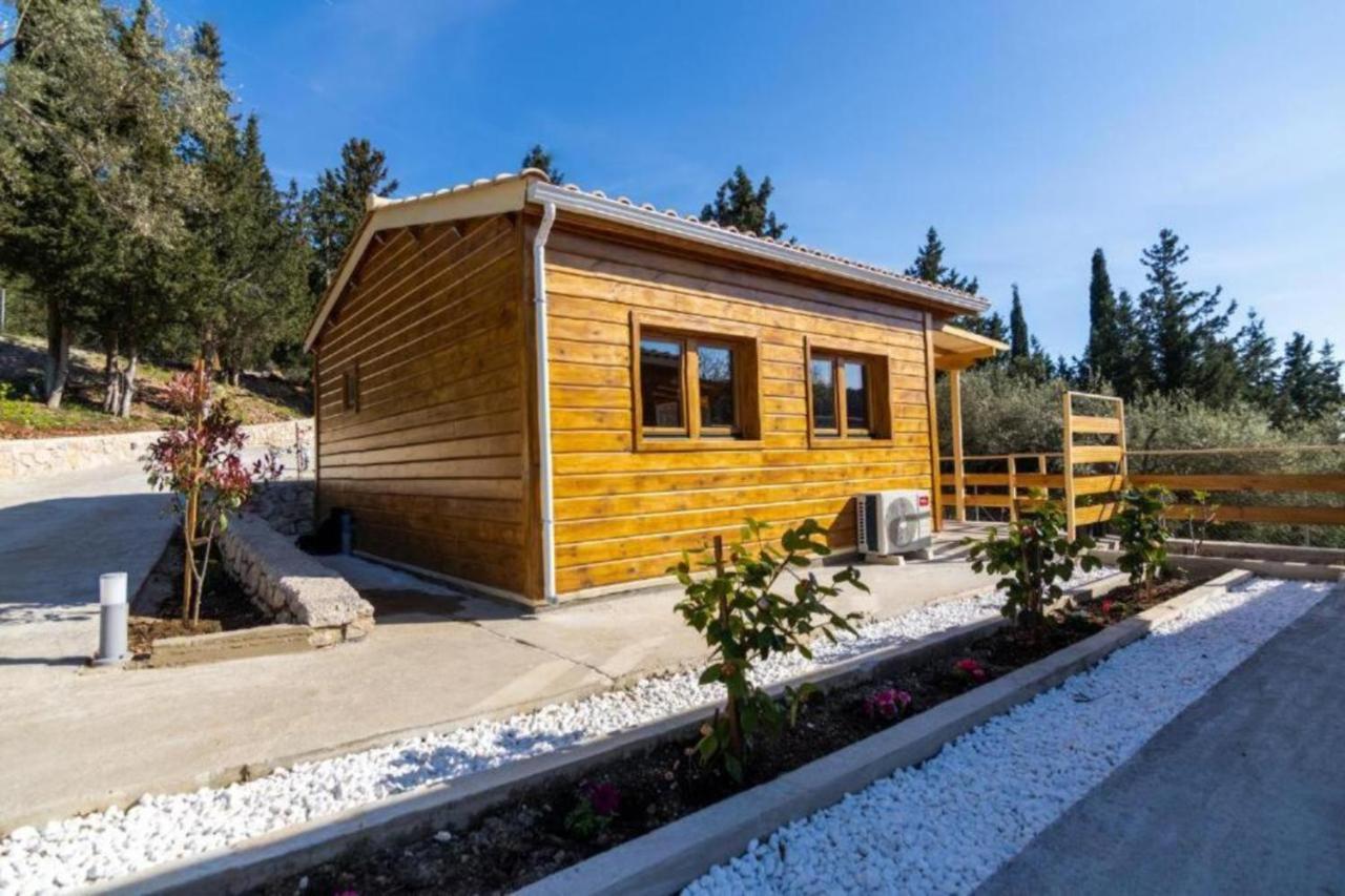 Agrelia Homes Dragano 外观 照片
